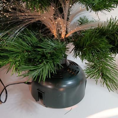 Working Trim a Home 2.5 foot Fiber optic Christmas tree with rotating movement