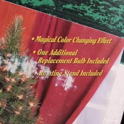 Working Trim a Home 2.5 foot Fiber optic Christmas tree with rotating movement