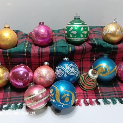 Ornaments with glitter and printed designs USA Shiny Brite - for crafting missing lids or significant paint loss