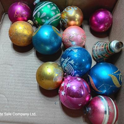 Ornaments with glitter and printed designs USA Shiny Brite - for crafting missing lids or significant paint loss