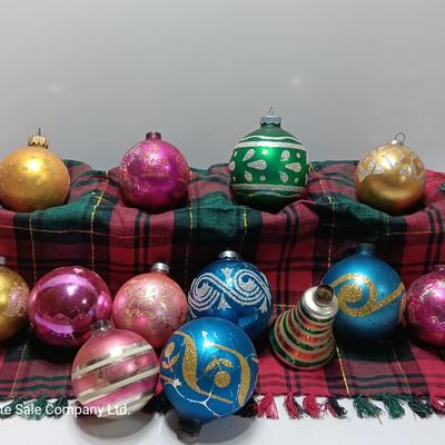 Ornaments with glitter and printed designs USA Shiny Brite - for crafting missing lids or significant paint loss