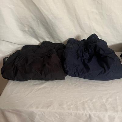 Hiking Gear Includes Size 10 Merrell Boots (GB-MG)