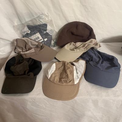 Hiking Gear Includes Size 10 Merrell Boots (GB-MG)