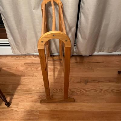 Quilt Racks & Quilts (MB-MG)