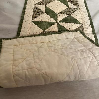 Quilt Racks & Quilts (MB-MG)