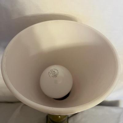 Vintage Stone & Metal Lamp (UO-MG)