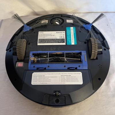 Eufy Robovac Vacuum (UO-MG)