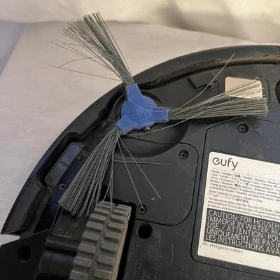 Eufy Robovac Vacuum (UO-MG)