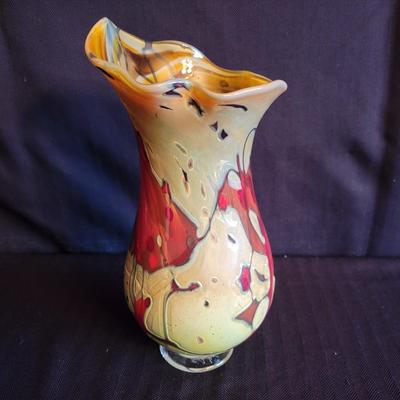 Hand Crafted and Signed Glass Vase (DR-DW)