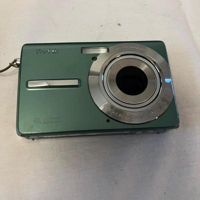 Digital Cameras & Film Cameras (LR-MG)