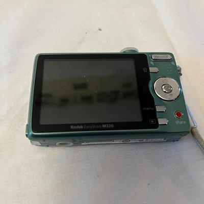 Digital Cameras & Film Cameras (LR-MG)