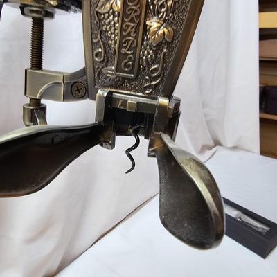 Iron Wine Rack, Le Grape Uncorking Machine, & Accessories (S1-JS)