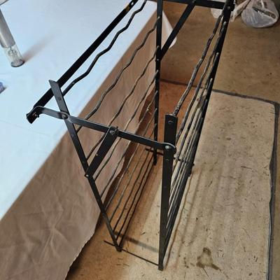 Iron Wine Rack, Le Grape Uncorking Machine, & Accessories (S1-JS)
