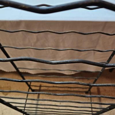 Iron Wine Rack, Le Grape Uncorking Machine, & Accessories (S1-JS)