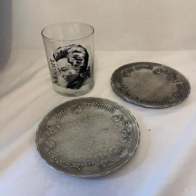 Decorative Music Themed Items (LR-MG)