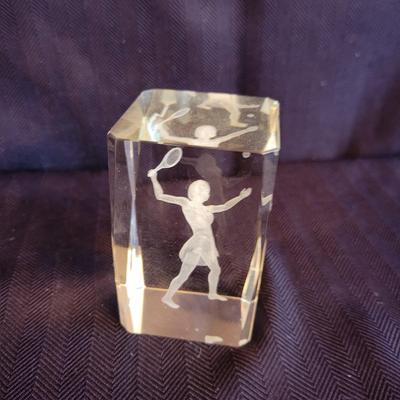 Assortment of Tennis Decor Items (DR-DW)