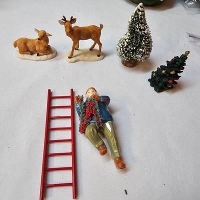 Department 56 & Other Christmas Village Accessories (S1-JS)