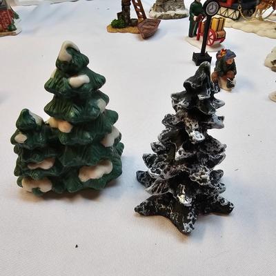 Department 56 & Other Christmas Village Accessories (S1-JS)