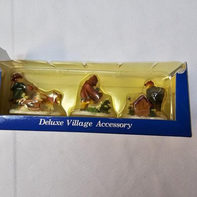Department 56 & Other Christmas Village Accessories (S1-JS)