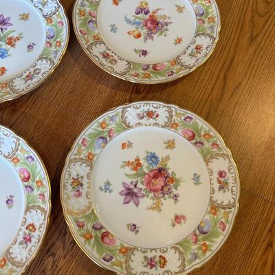 Set of 4 Schumann Dinner Plates