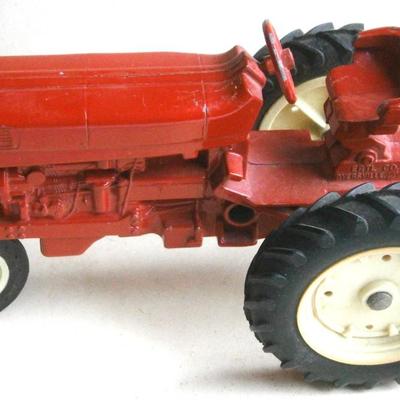 Vintage ERTL Farm Toy IH International Harvester Tractor