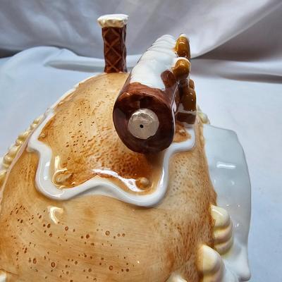 Ceramic Christmas Houses by Lemax, Department 56 &Others (S1-JS)