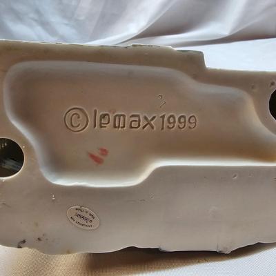 Ceramic Christmas Houses by Lemax, Department 56 &Others (S1-JS)