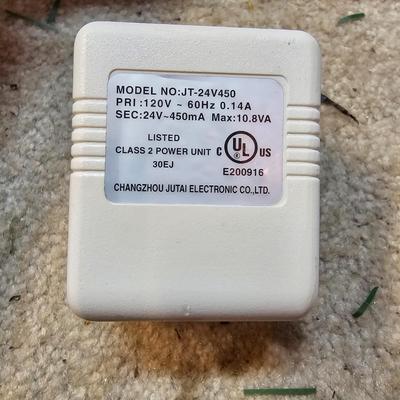 Ceramic Christmas Houses by Lemax, Department 56 &Others (S1-JS)