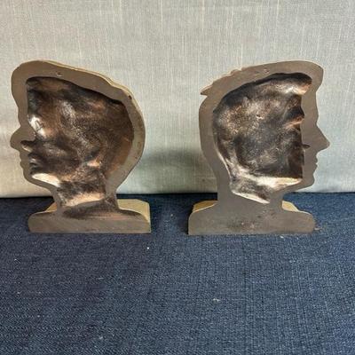 Lot 74 John Kennedy and Robert Kennedy metal book ends approximately 7 1/2 inches tall
