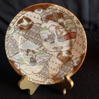 CloisonnÃ© Vase with Gilded Hand Painted Asian Decor (LR-HS)