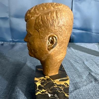 Lot 69 John F. Kennedy bust by Leo Cherne 8 inches 