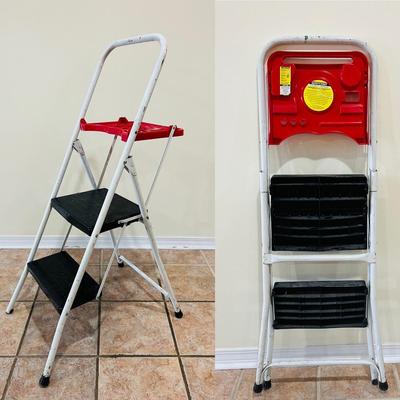 STAPLETON Step Stool With Tray