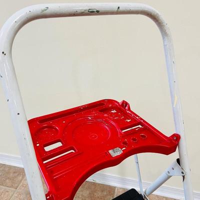 STAPLETON Step Stool With Tray