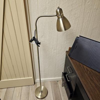 Assorted Office Supplies & Two Lamps (BO-JS)