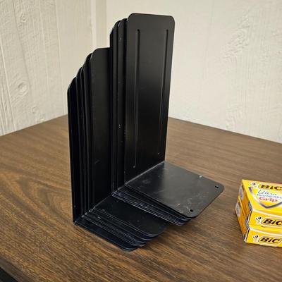 Assorted Office Supplies & Two Lamps (BO-JS)