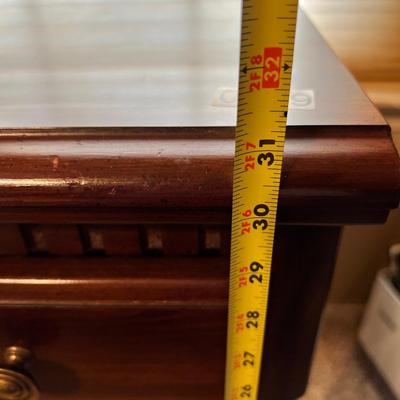 Classic Wood Desk - 4 Drawers