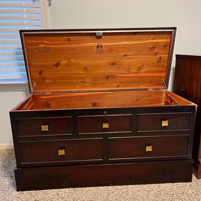 Vintage Lane Aroma Tite Chest