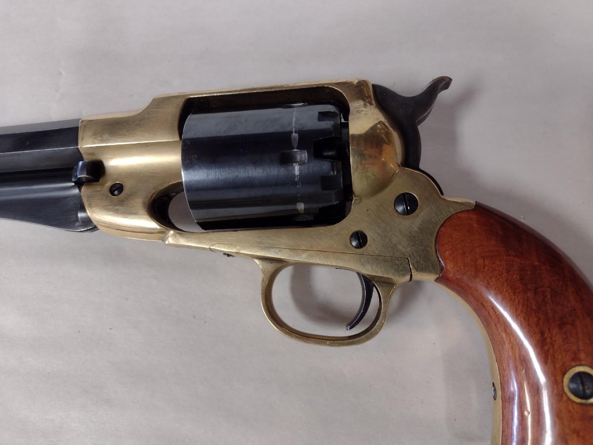 Traditions Black Powder Percussion Revolver 44 Caliber Black Barrell 