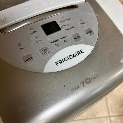 Frigidaire Dehumidifier Model FAD704TDP