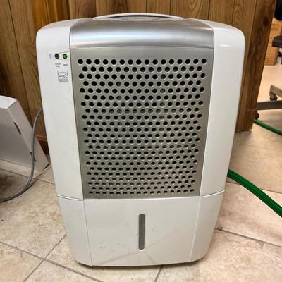 Frigidaire Dehumidifier Model FAD704TDP