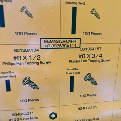 MCMASTER-CARR Screw Kit 392630A111