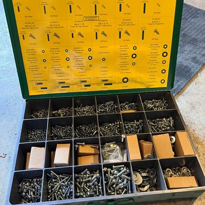 MCMASTER-CARR Screw Kit 392630A111