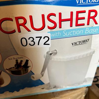 4 NIB Ice Crushers - 2 Hand, 2 Electric