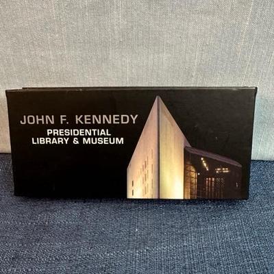Lot 118, Kennedy collector coin, set an American Legacy