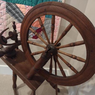 Antique Standard Spinning Wheel 18