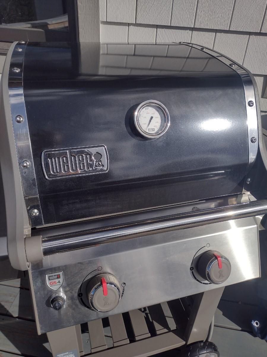 Natural Gas Weber Genesis II GS4 Outdoor Grill with Quick Connect