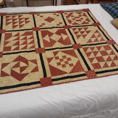 Vintage Hand Sewn Quilted Lap Blanket 46