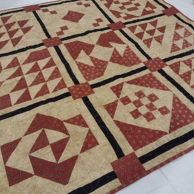 Vintage Hand Sewn Quilted Lap Blanket 46
