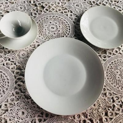 ROSENTHAL PORCELAIN CLASSIC - MANY PLACE SETTINGS!
