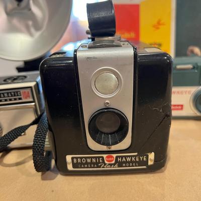 Vintage Camera Lot - Brownie Instamatic Hawkeye